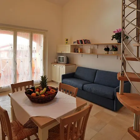 Holiday home Mansarda *